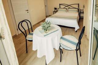 Гостевой дом Veronika Home Tbilisi Тбилиси Двухместный номер с 1 кроватью и балконом-4